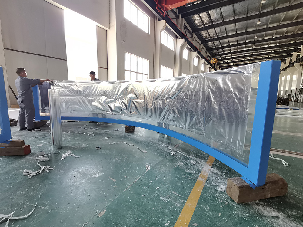 Zakrzywione panele akrylowe Zakrzywione panele plexiglass&reg; Jak wyginać płyty akrylowe - Leyu