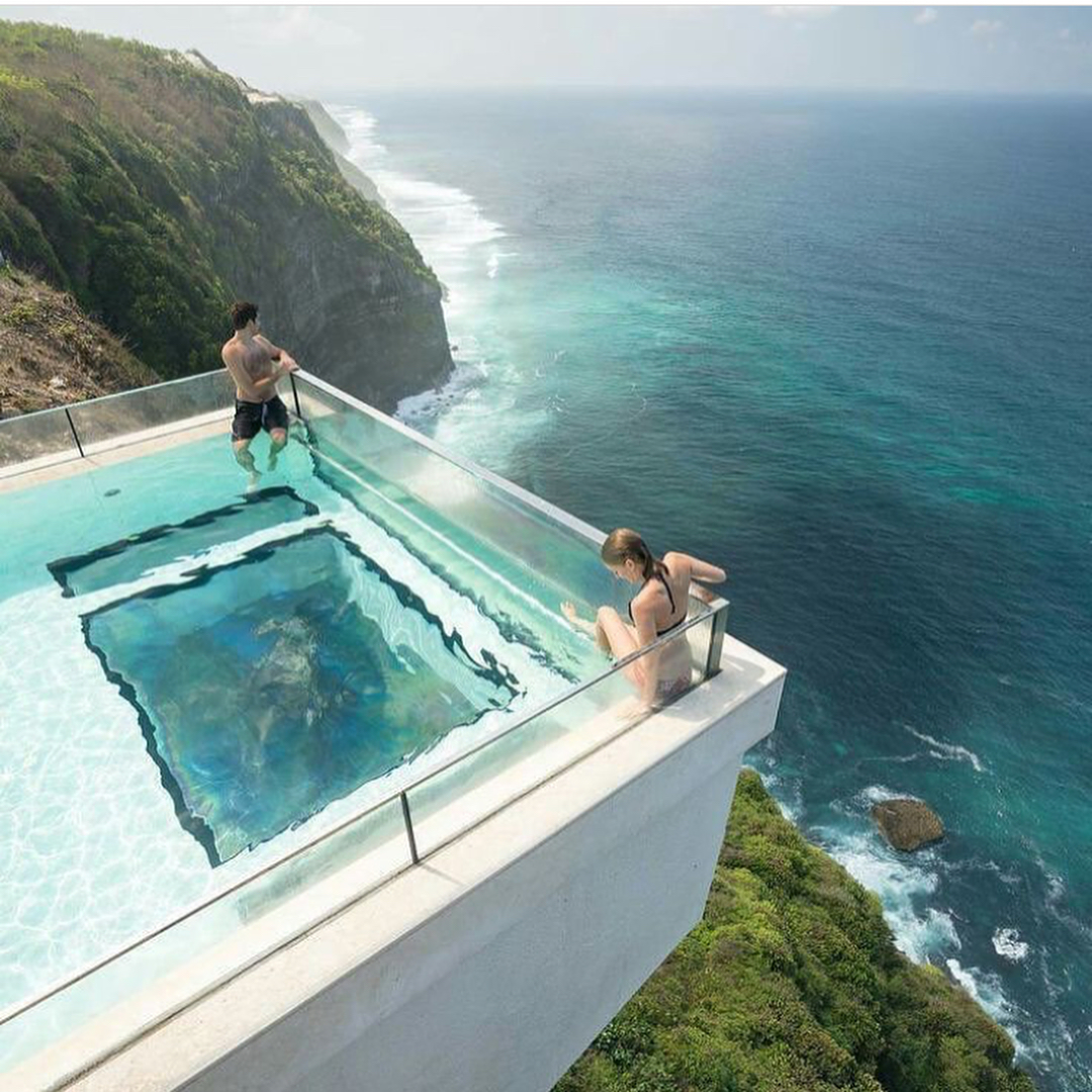 Transparenter Luxus, schwimmend in die Zukunft: Der einzigartige Charme von Leyu-Acrylpools