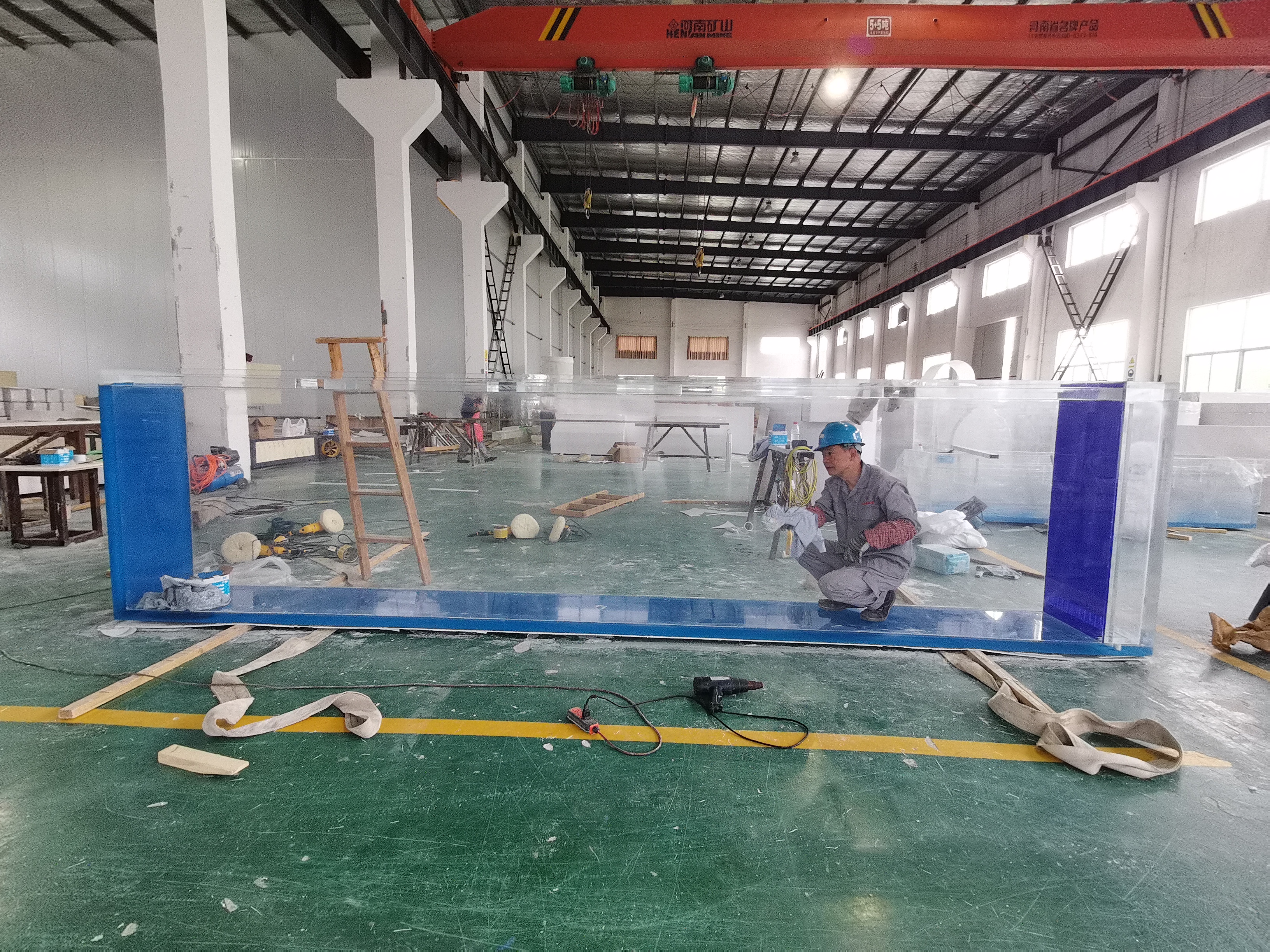 Noriu pagal užsakymą parduoti jūrinį akrilinį akvariumą - leyu akrilo gamykla