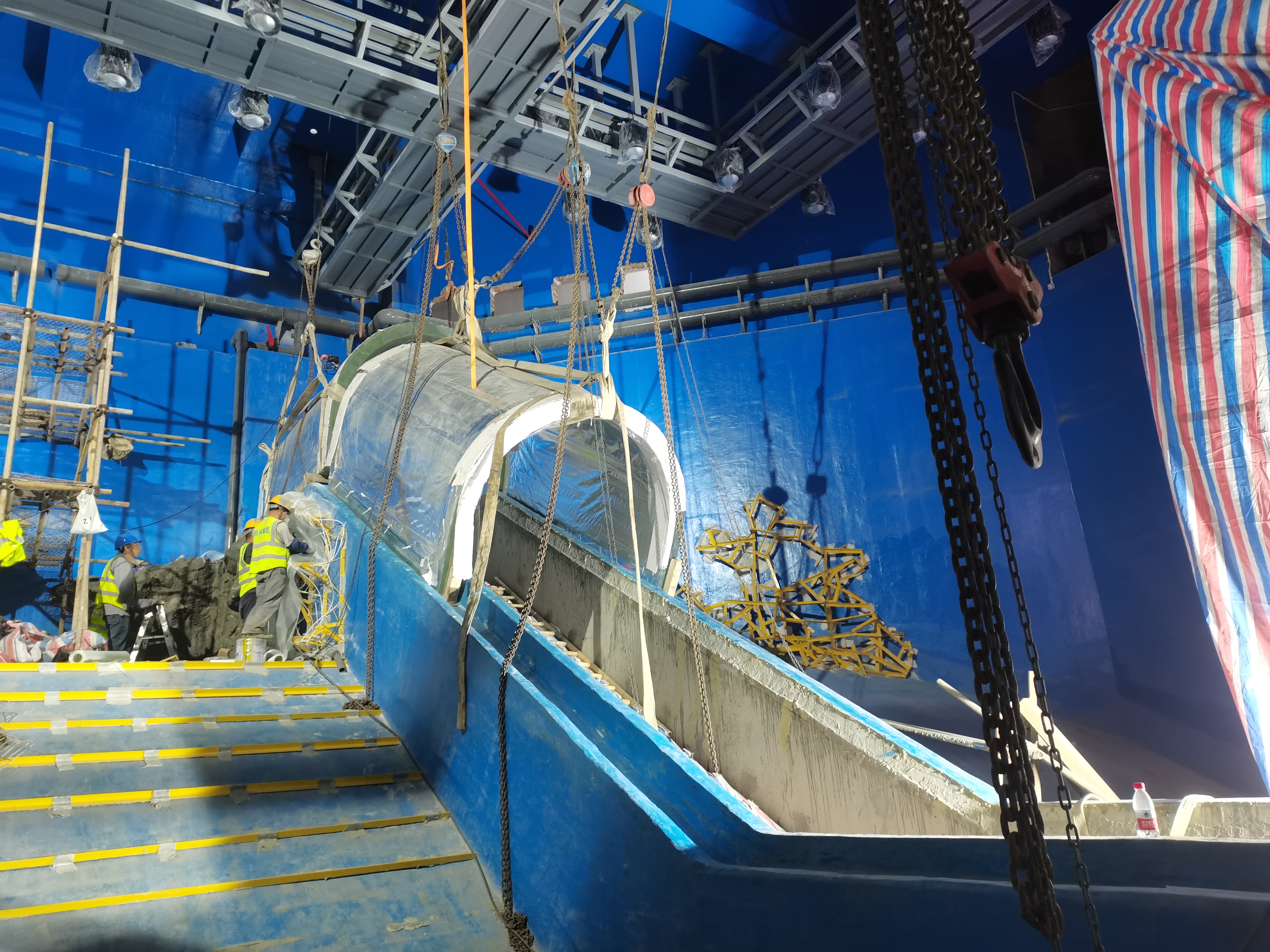 Kiel konstrui subakvan tunelon Bonvolu atenti al Leyu Plexiglass-produkta fabriko- Leyu 