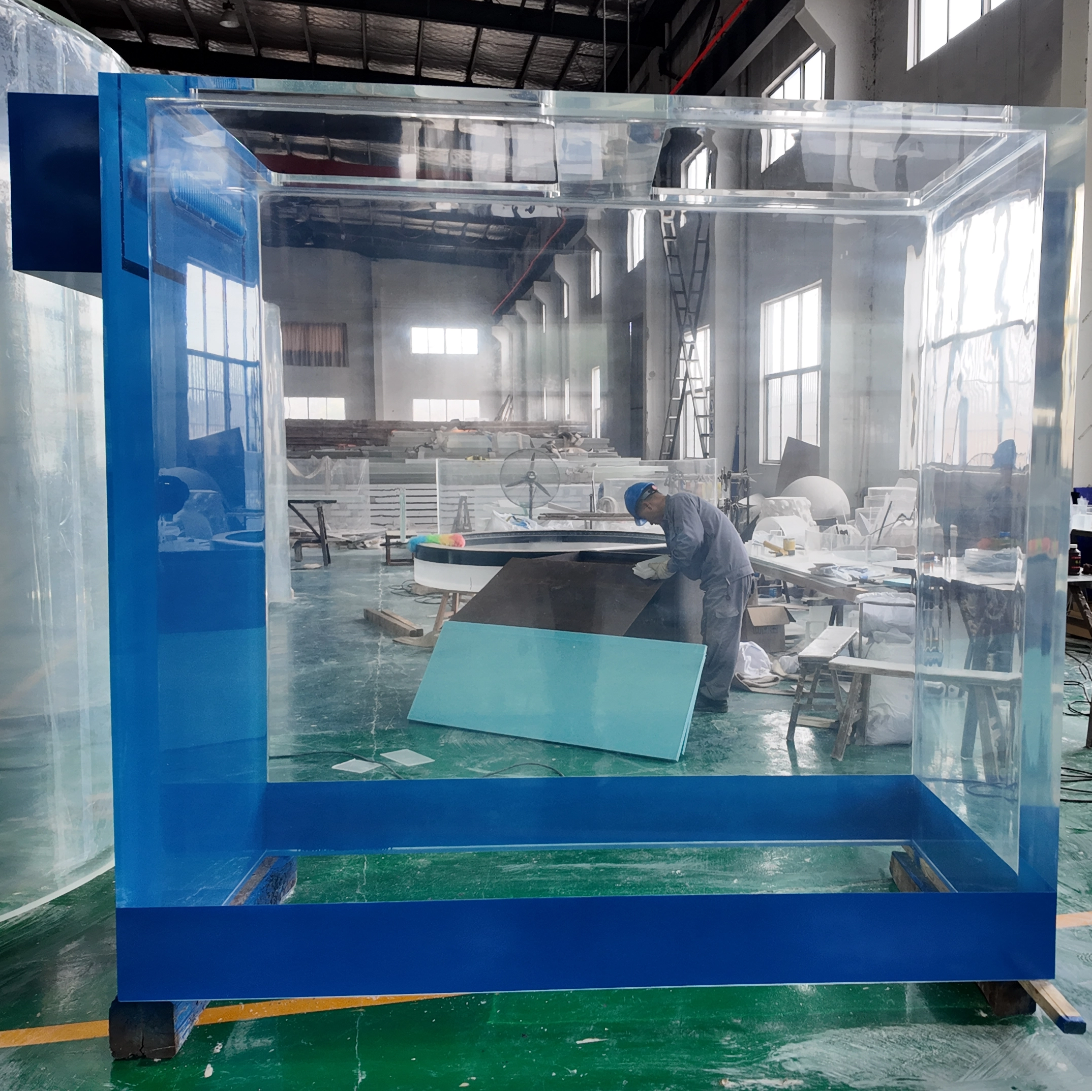 Cum să proiectați un proiect de acvariu acrilic: de la selecția materialelor la planificarea inginerească